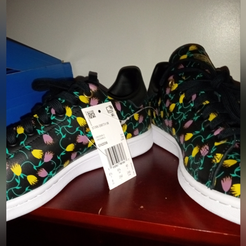 Net stan smith women's size 8 Adidas